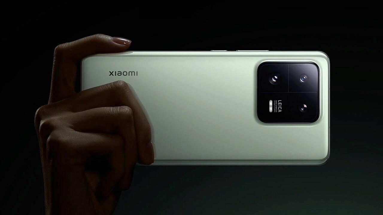 Xiaomi 14 má dorazit s větším snímačem i větší baterií