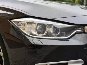 POCO F5 Pro fototest auto výřez
