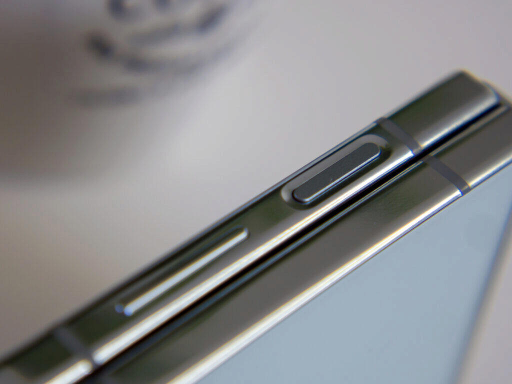 Samsung Galaxy Z Flip5 čtečka otisků