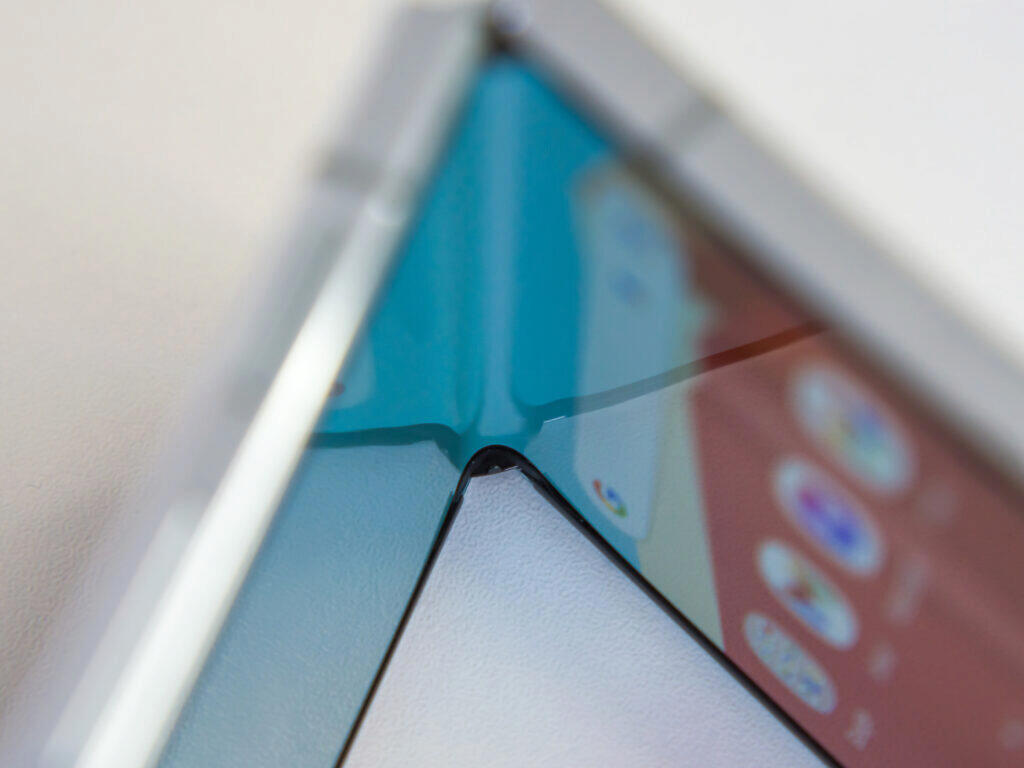 Samsung Galaxy Z Flip5 pant