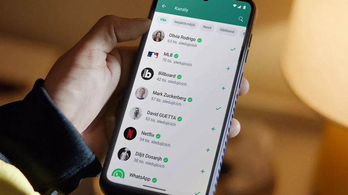 WhatsApp Kanály: Co to je, jak je vytvářet a koho sledovat?