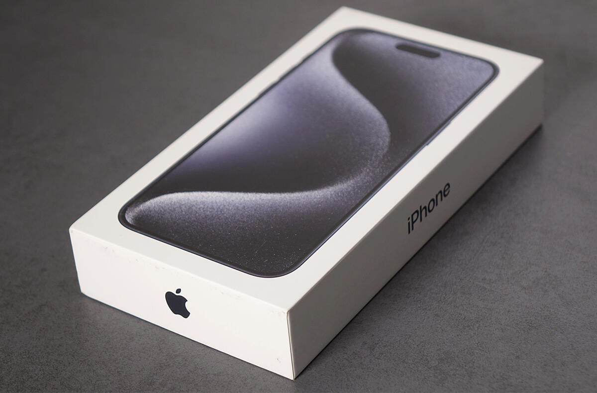 Za kolik Apple vyrobí iPhone 15 Pro Max? Budete se divit!