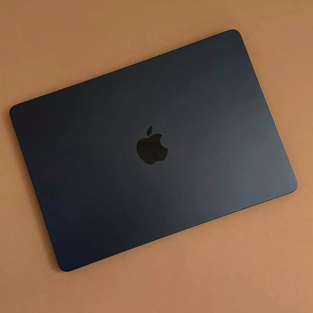 Macbook