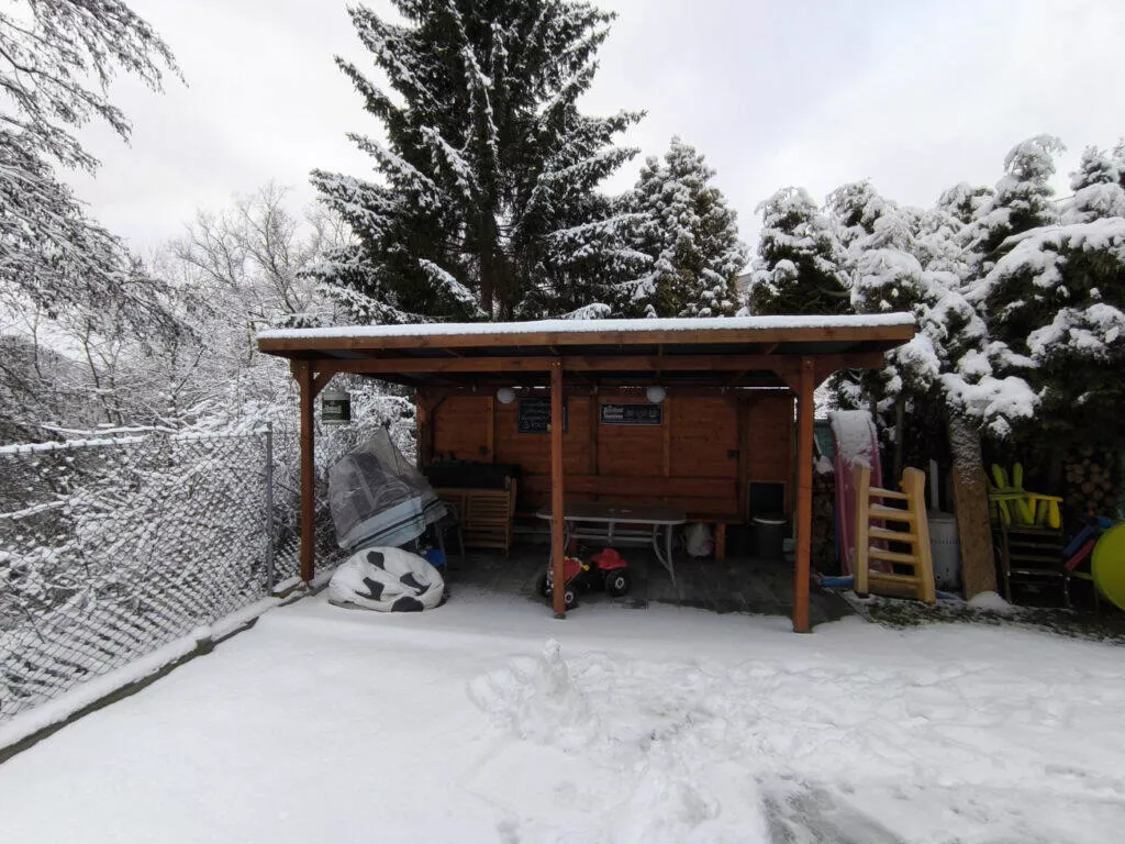 POCO X6 Pro 5G fotografie ultraširoký pergola