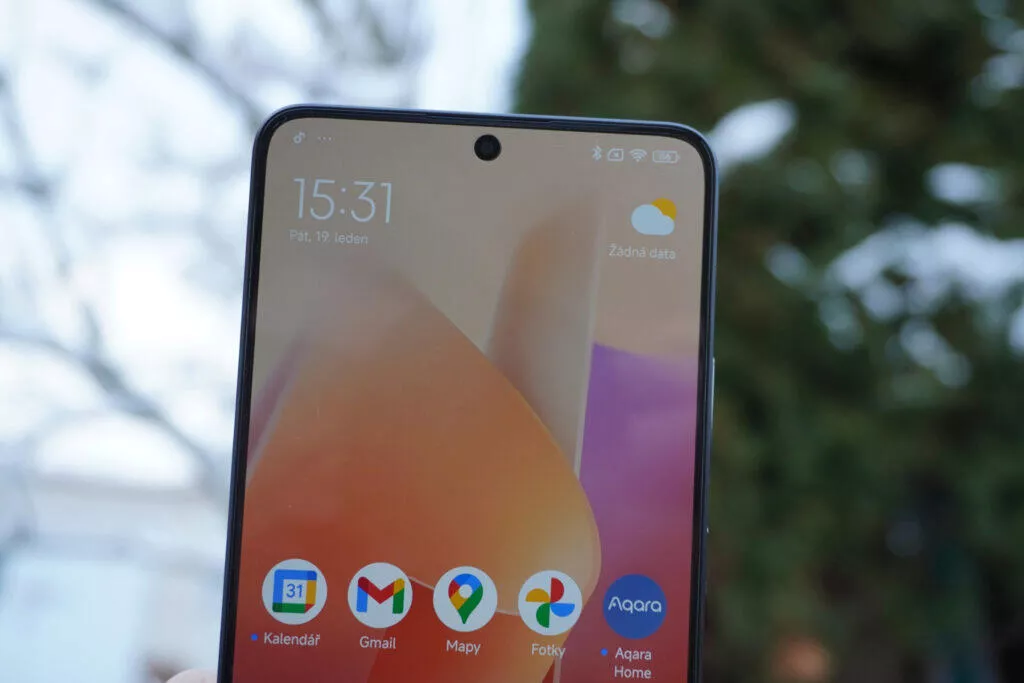 POCO X6 Pro 5G průstřel