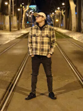 Černý kůň mezi letošními vlajkami (recenze) 59 vivo X100 Pro portrét