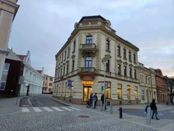 Návrat v jaký jsme ani nedoufali? 24 realme 12 pro primarni fotoaparat 4