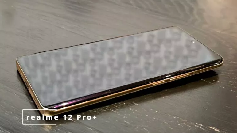 realme Series 12