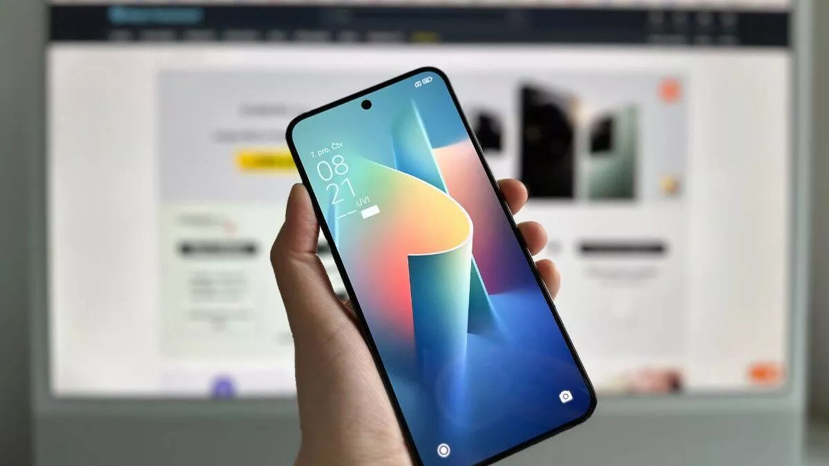 Nové Xiaomi 14 je hit. Láká na brutální výbavu, slevu, 3letou záruku i hromadu dárků