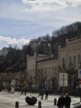 Výkonná bestie s fotoaparátem, který pohladí po duši 45 Xiaomi 14 Ultra fotografie 3,2x tele kolonada