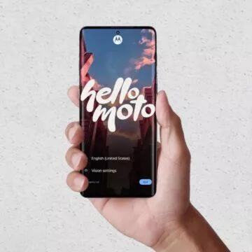 Je Motorola Edge 50 Pro novým králem vyšší střední třídy? Pyšní se teleobjektivem i 125W nabíjením! 2 motorola edge 50 pro android 14
