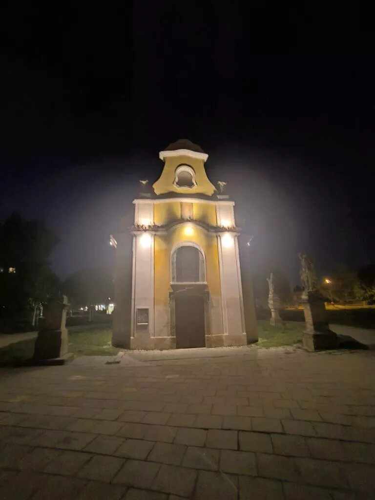 redmi note 13 pro plus nocni fotografie 1