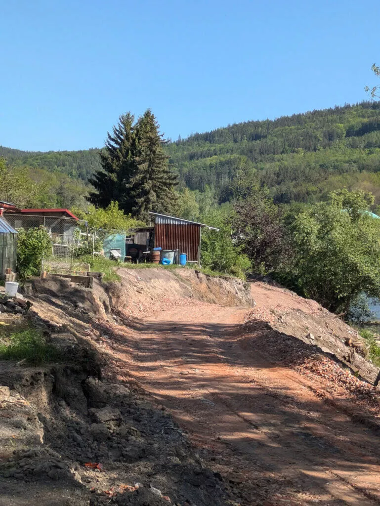 Google Pixel 8a fotografie 3x zoom stavba