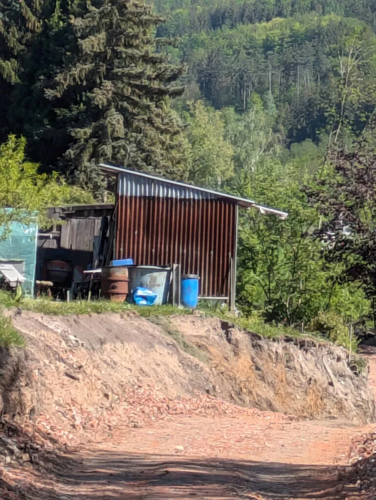 Google Pixel 8a fotografie 8x zoom stavba