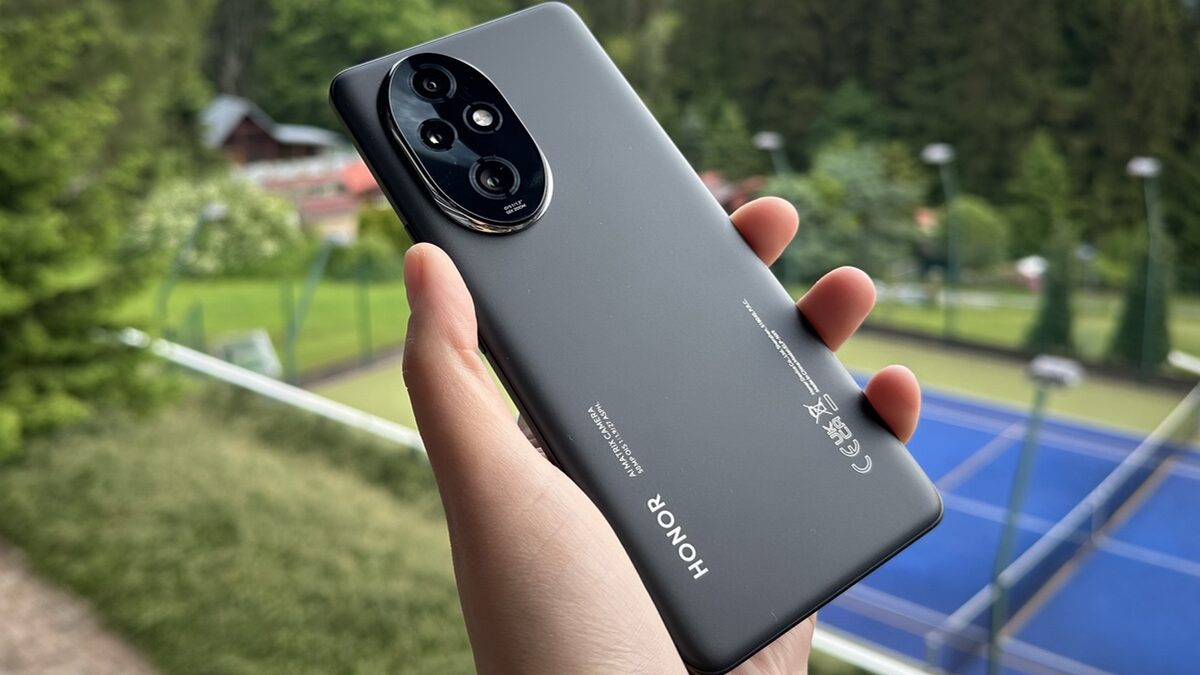 Za takovou cenu je to trhák. Honor 200 Pro snadno zlevníte o 4 500 Kč