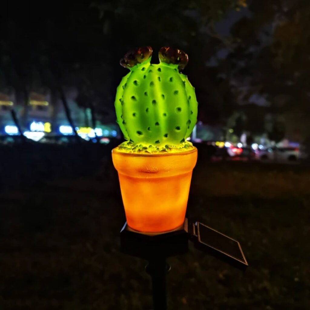 Solární světýlko - kaktus a ananas AliExpress solární elektronika