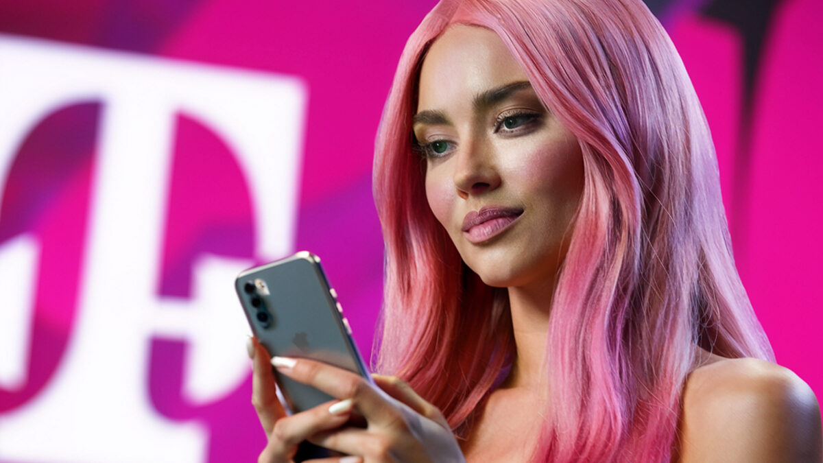 Nové tarify T-Mobile Next jsou tu. Češi se mohou těšit na víkendová neomezená data i AlzaPlus+ zdarma!