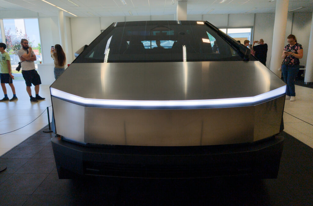 Tesla Cybertruck