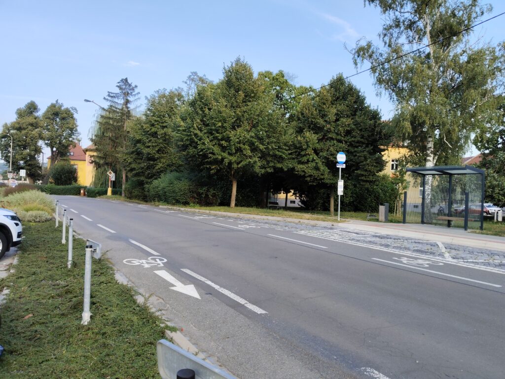 vivo v40 se primarni 4