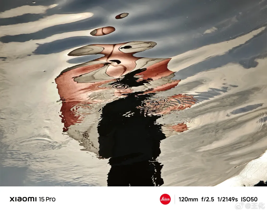 Ukázková fotografie pořízená na Xiaomi 15 Pro (odraz ve vodní hladině)
