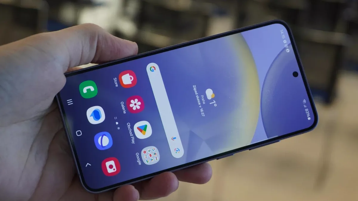 Samsung má problém: Displeje Galaxy S24 se prý předčasně opotřebovávají