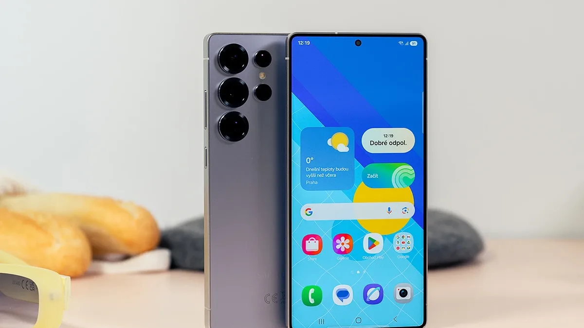 Samsung oprášil slavné jméno! Galaxy S25 Edge je extrémně tenká placka se dvěma foťáky
