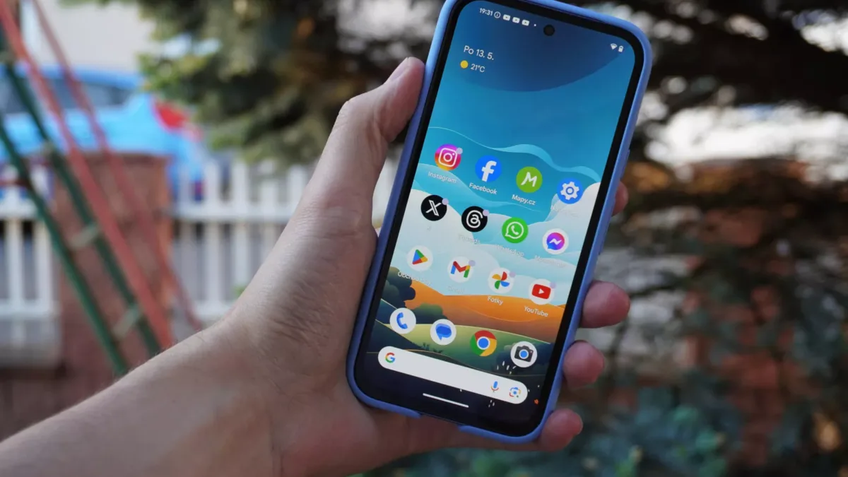 Tvrdá rána iPhonu 16e! Pixel 9a bude v Evropě mnohem levnější