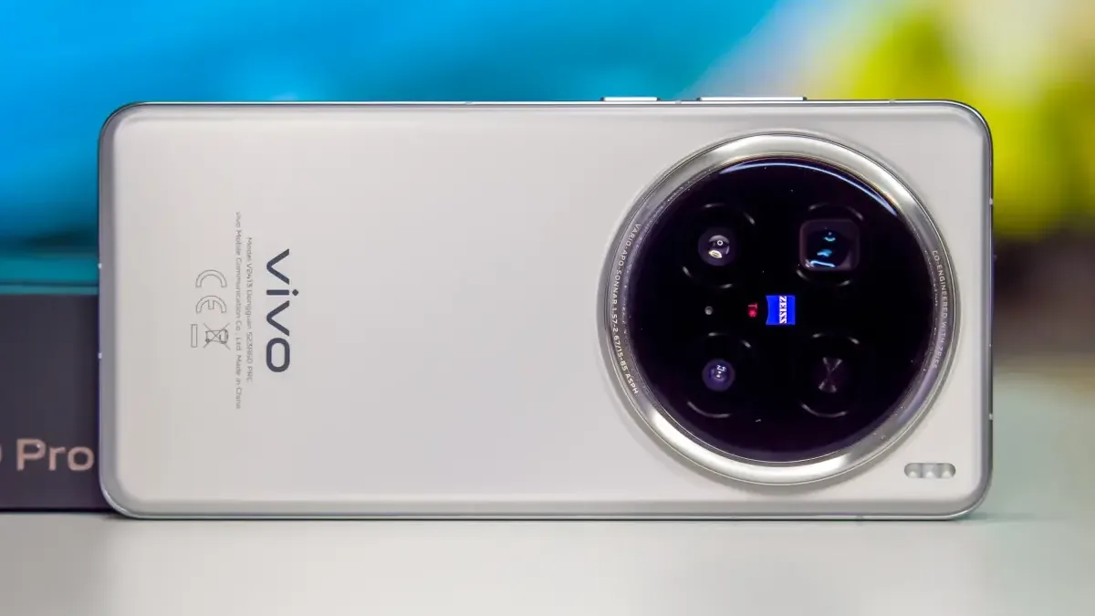 Je tohle nejlepší fotomobil? Mrkněte na krásné portréty a mocný zoom Vivo X200 Ultra