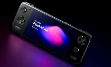 AYANEO Pocket S2 na fialovém pozadí