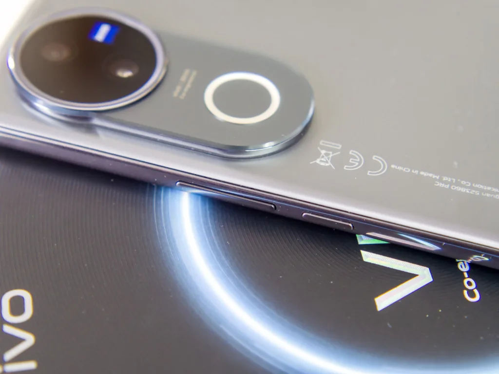 vivo v50