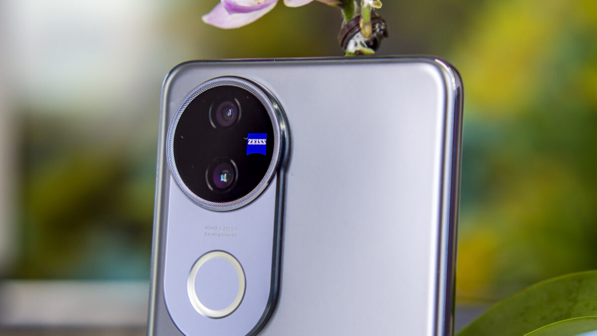 Vivo V50 recenze: Stylová evoluce s výbornou výdrží a Zeiss fotoaparáty