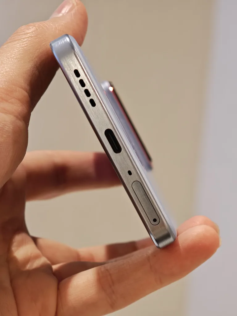 realme gt 7 tloustka