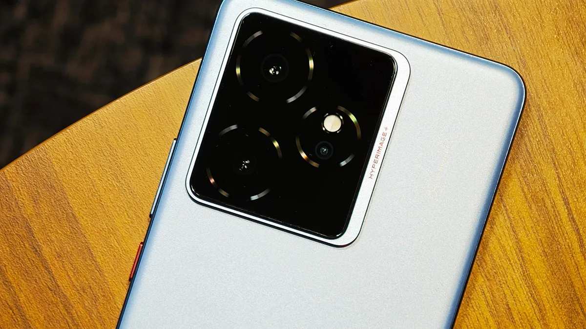 Řada Realme GT 7 míří do Česka! Nabízí špičkovou výdrž baterie a brutální výkon, známe ceny