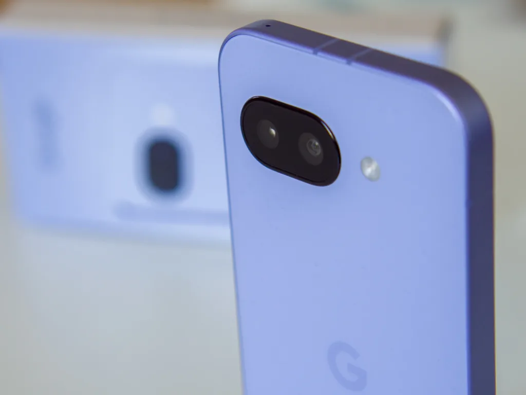 Google Pixel 9a design