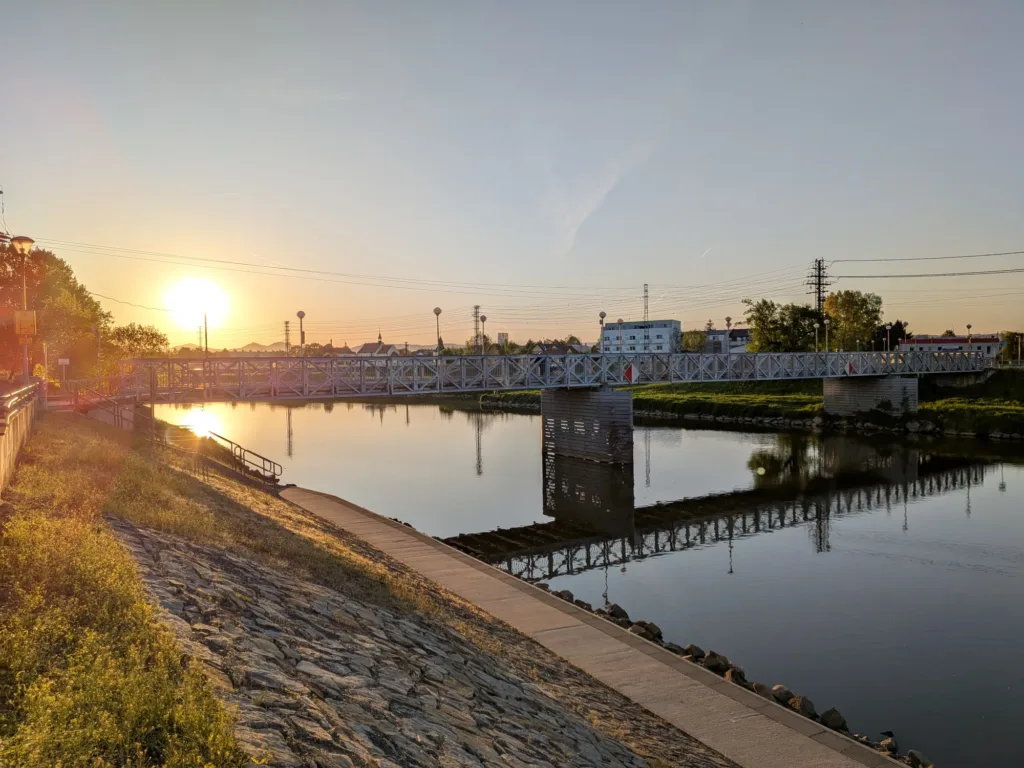 Google Pixel 9a foto primarni 4