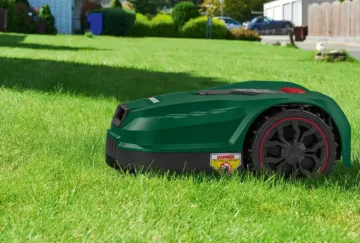 Robotická sekačka PARKSIDE z blízka