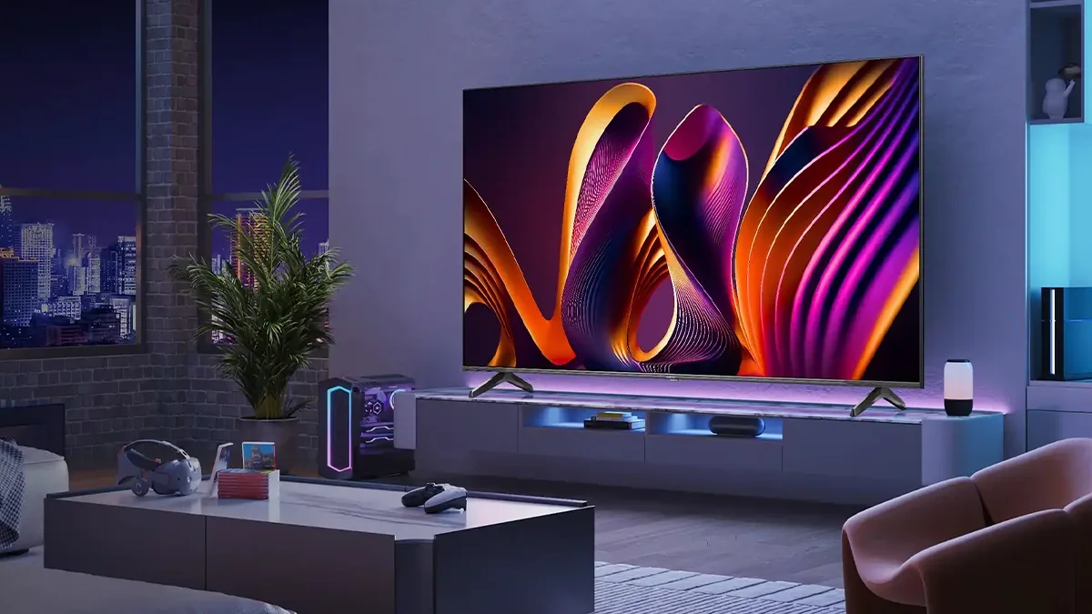 Nejvýhodnější TV na českém trhu? Tohle gigantické Hisense má MiniLED, 144 Hz a nahradí vám kino