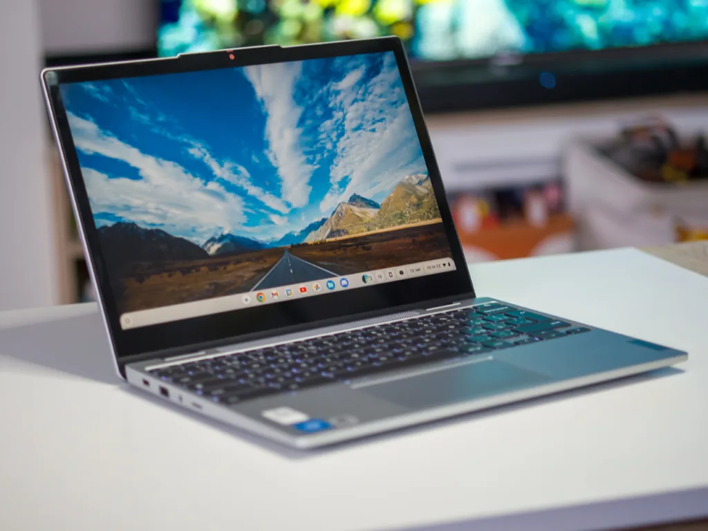 Lenovo IdeaPad Flex 3 Chrome laptop