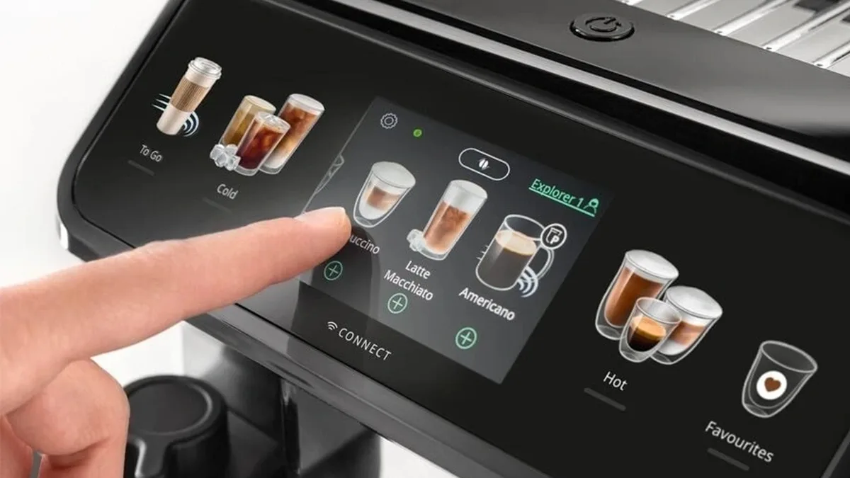 Češi si zamilovali tento chytrý kávovar! Teď je v zajímavé slevě a umí připravit Cold Brew