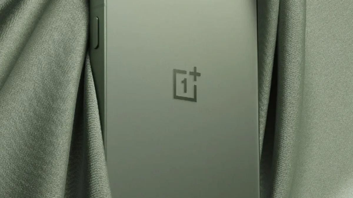 OnePlus 15 dorazí ve třech barevných variantách se zbrusu novým designem a obří baterií