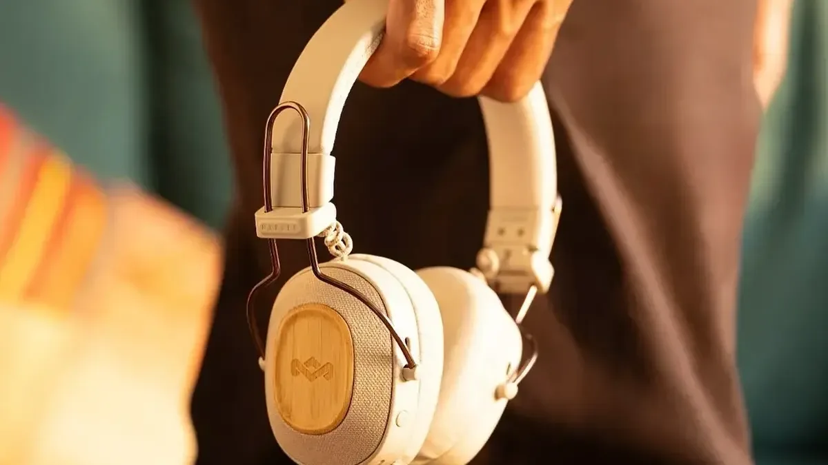 Stylová sluchátka House of Marley teď seženete za hubičku. Zaujmou i skvělou výdrží
