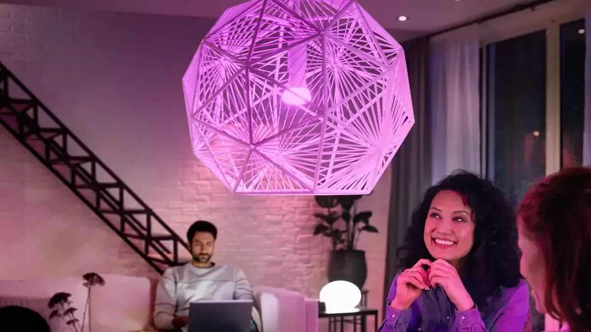 Rozsviťte si 16 milionů barev: Žárovka Philips Hue je teď v akci, kterou nechcete propásnout!