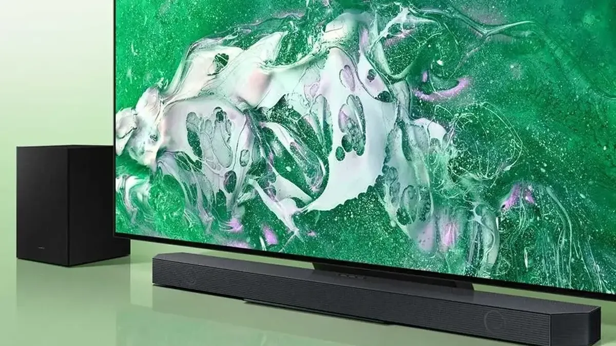 Kvalitní soundbar Samsung HW-Q700D citelně zlevnil! Má špičkový výkon i chytré funkce