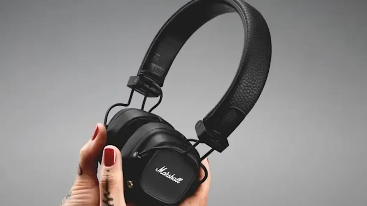 Kultovní sluchátka Marshall Major IV zlevnila pod 1500 Kč! Mají skvělou výdrž a okouzlující design
