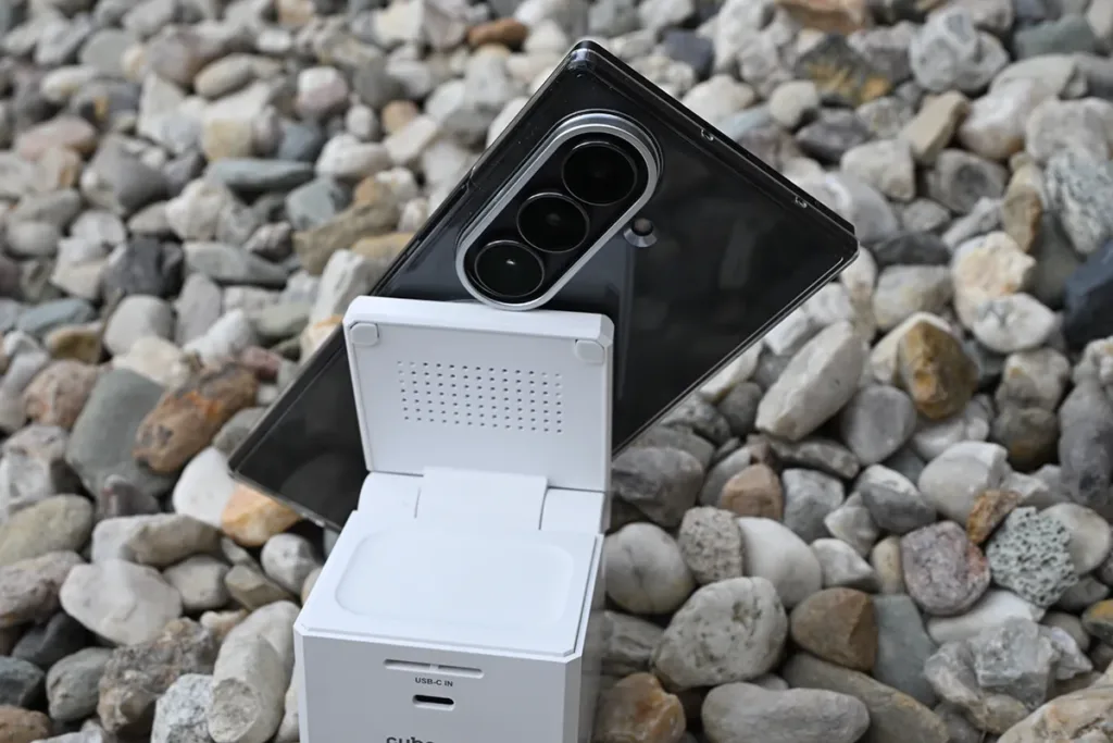 qi2 nabijecka fold 7