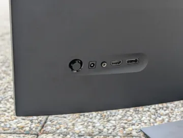 Xiaomi 2K Monitor A27Qi porty zblizka