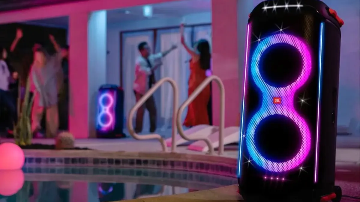 Tenhle reproduktor oživí každou vaši párty. JBL PartyBox má špičkový výkon a teď ho koupíte v akci