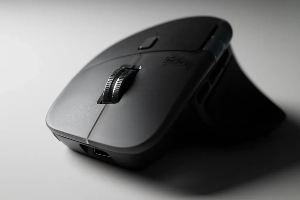 Logitech MX Master 4