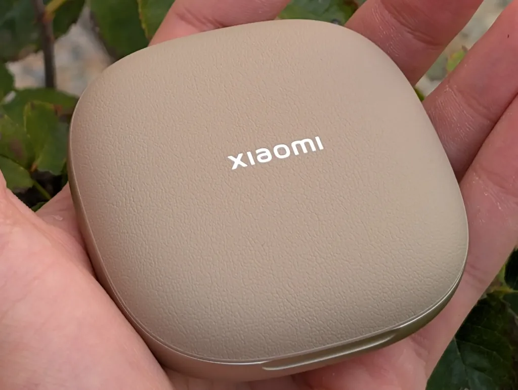 xiaomi openwear stereo pro zavrena krabicka v ruce