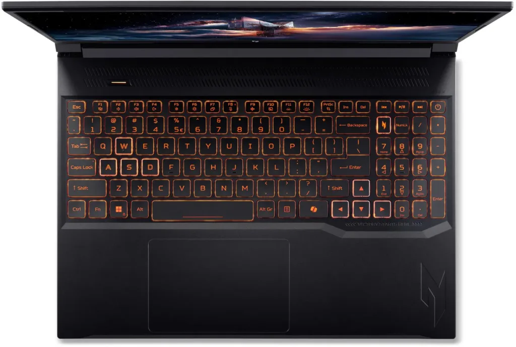 Acer Nitro V 16 AI klavesnice